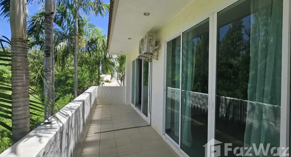 For rent 3 bedrooms villa in Mueang Phuket, Phuket