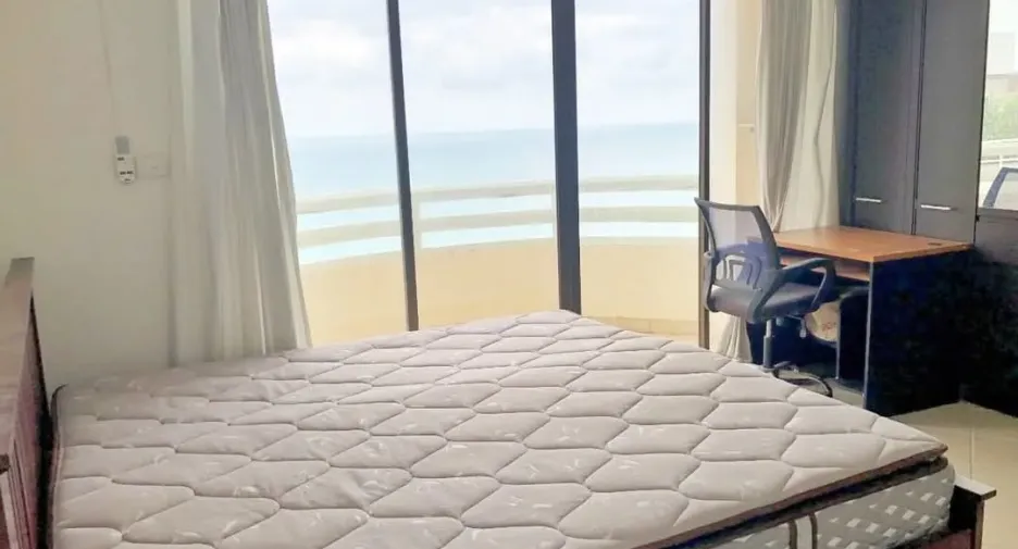 For sale 2 ベッドルーム condo in Mueang Rayong, Rayong