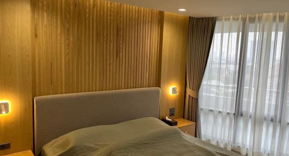 For sale 2 bedrooms condo in Bang Phlat, Bangkok