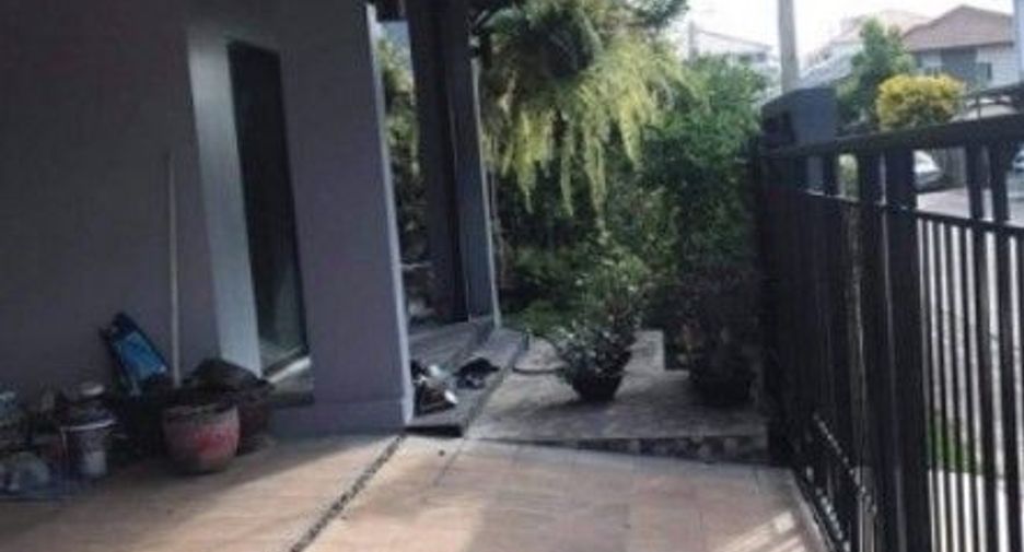 Casa en venta de 3 habitaciones en Nong Khaem, Bangkok