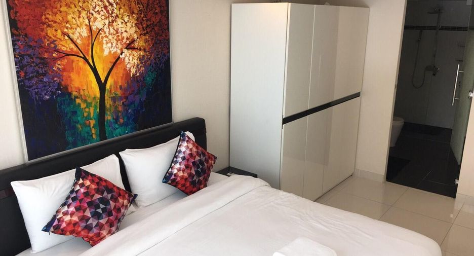 For sale 5 bedrooms villa in Huay Yai, Pattaya