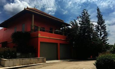 Villa zum Kauf mit 5 Zimmer in Bang Lamung, Chonburi