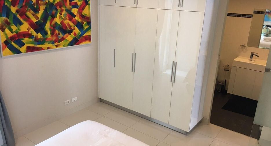 For sale 5 bedrooms villa in Huay Yai, Pattaya