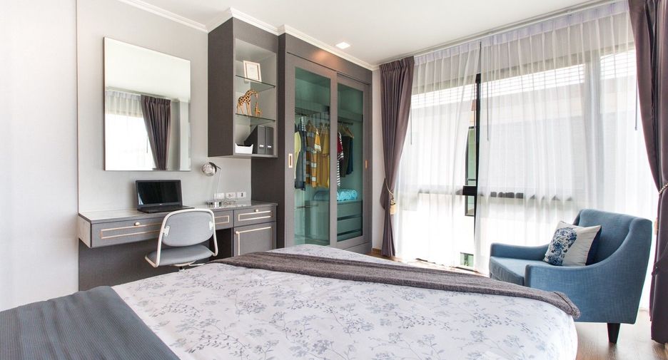 For sale 4 bedrooms villa in Bang Lamung, Chonburi