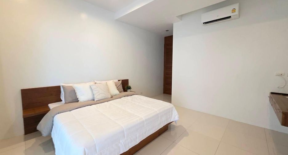 For sale 4 bedrooms villa in Mueang Phuket, Phuket
