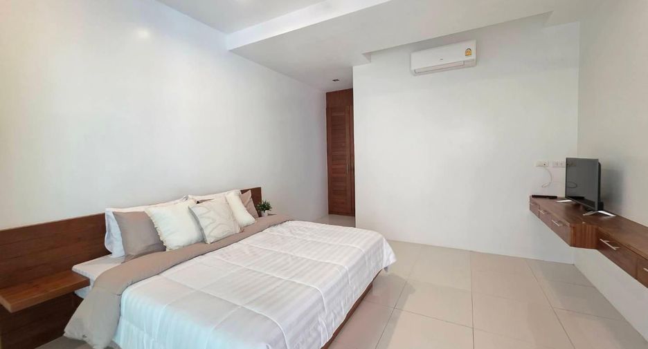 For sale 4 bedrooms villa in Mueang Phuket, Phuket