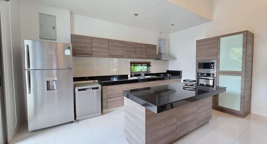 For sale 4 bedrooms villa in Mueang Phuket, Phuket