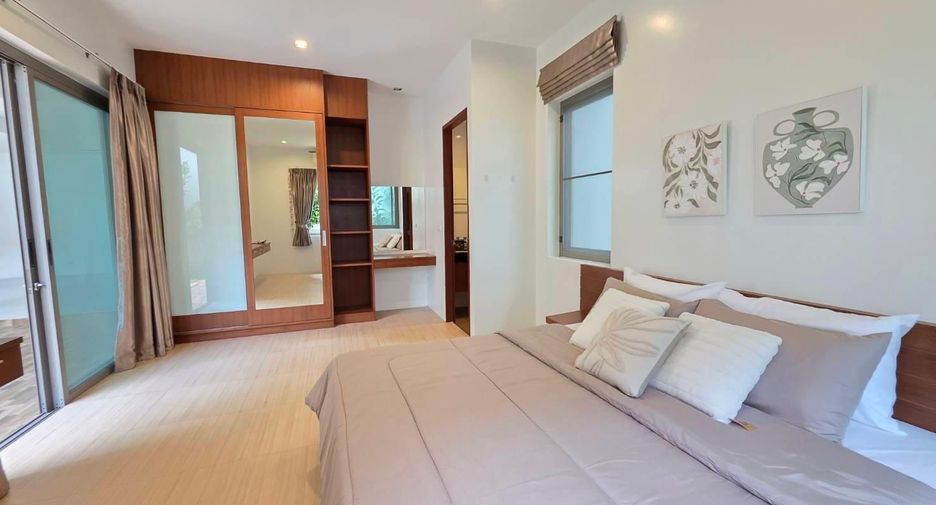 For sale 4 bedrooms villa in Mueang Phuket, Phuket