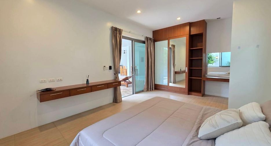 For sale 4 bedrooms villa in Mueang Phuket, Phuket