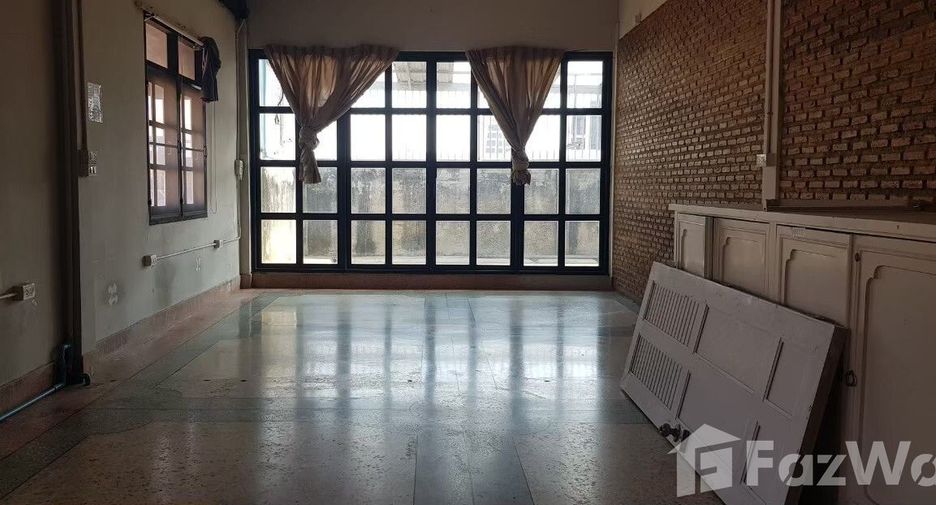 Local comercial en venta en Phra Khanong, Bangkok