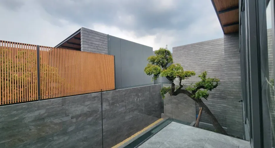 For sale 4 bedrooms house in Bang Phli, Samut Prakan