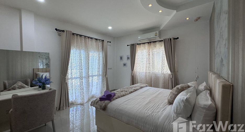 For rent 3 bedrooms villa in Mueang Phuket, Phuket