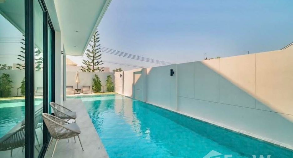 For sale 4 bedrooms villa in Thalang, Phuket