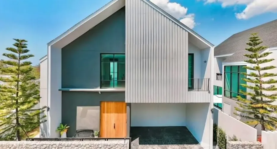 For sale 4 bedrooms villa in Thalang, Phuket