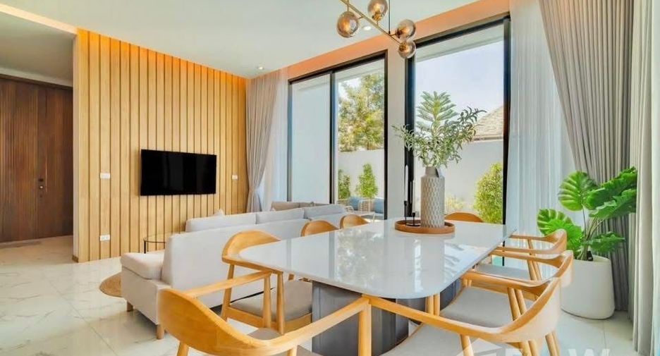 For sale 4 bedrooms villa in Thalang, Phuket