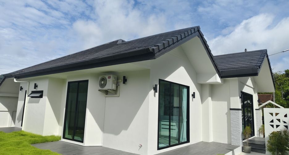For sale 4 bedrooms villa in Kathu, Phuket