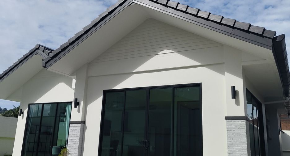For sale 4 bedrooms villa in Kathu, Phuket