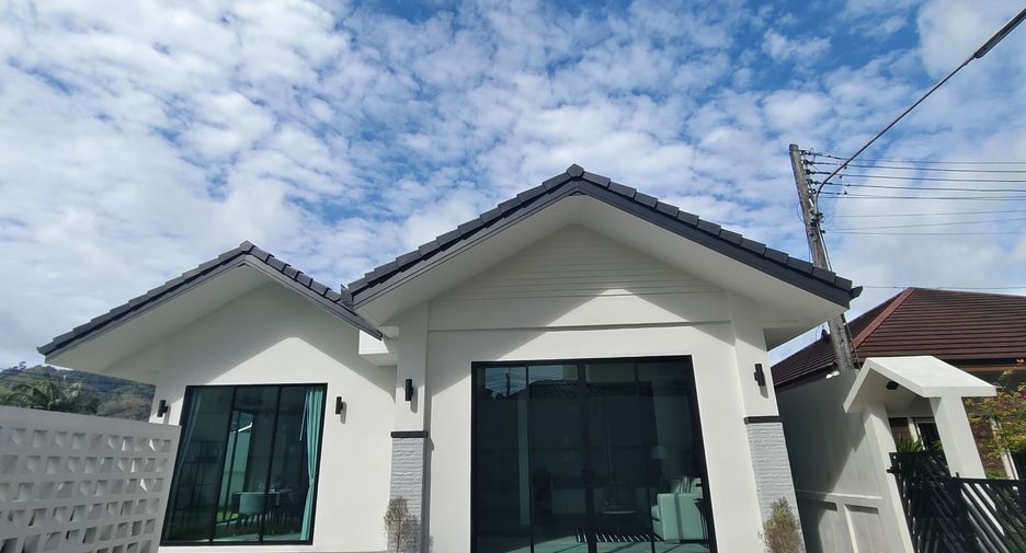 For sale 4 bedrooms villa in Kathu, Phuket