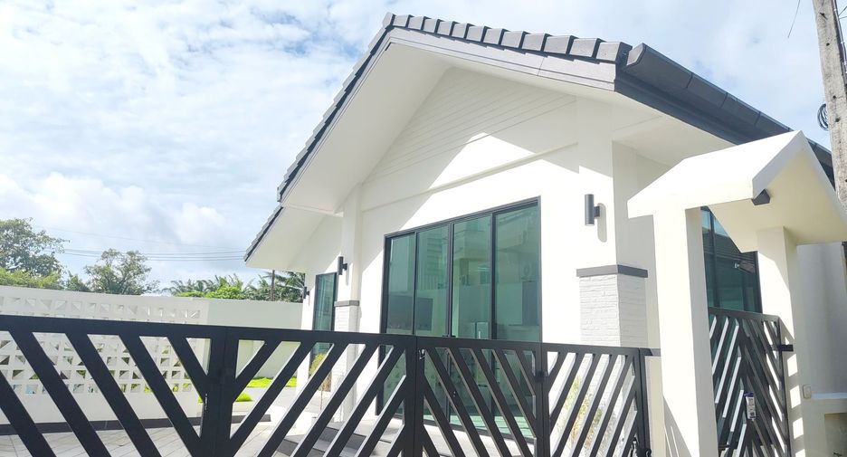 For sale 4 bedrooms villa in Kathu, Phuket