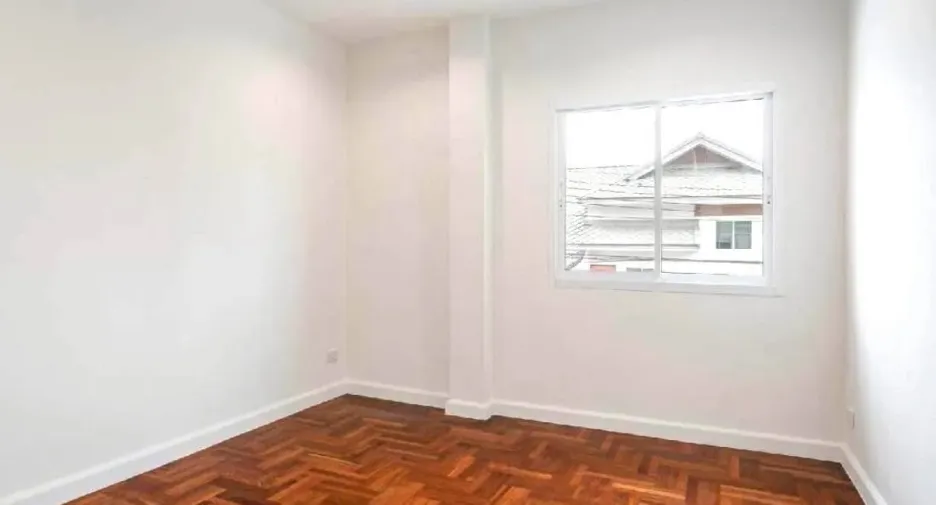 For rent 3 bedrooms house in Mueang Nonthaburi, Nonthaburi