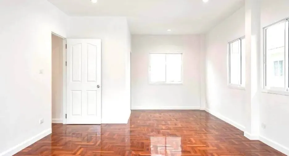 For rent 3 bedrooms house in Mueang Nonthaburi, Nonthaburi