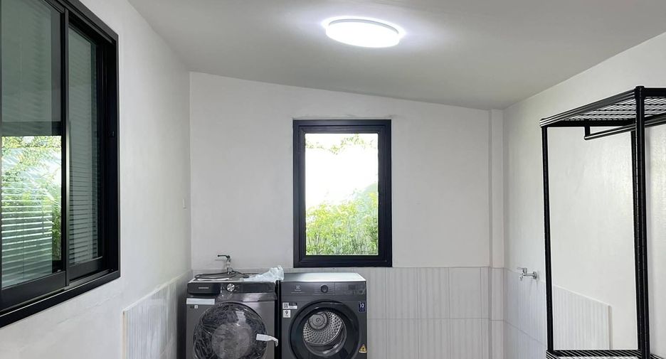 Casa en alquiler de 4 habitaciones en Thalang, Phuket