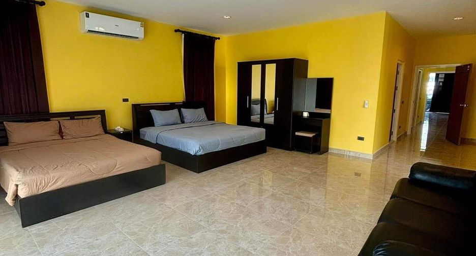 For rent 5 bedrooms villa in Bang Lamung, Chonburi