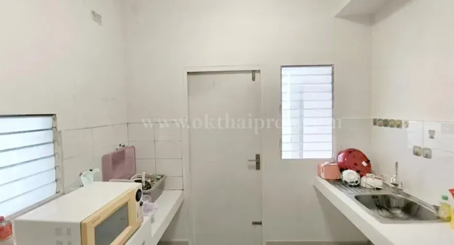 Casa en venta de 4 habitaciones en Mueang Samut Sakhon, Samut Sakhon