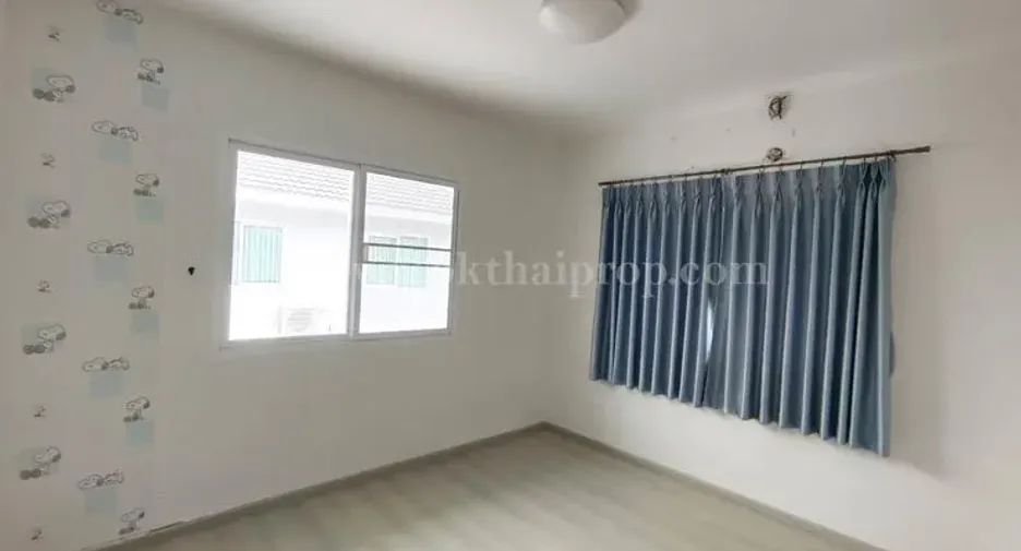 Casa en venta de 4 habitaciones en Mueang Samut Sakhon, Samut Sakhon