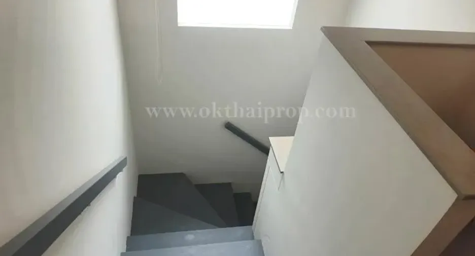 Casa en venta de 4 habitaciones en Mueang Samut Sakhon, Samut Sakhon