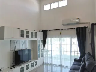 出租 3 卧室 别墅 在 Bang Lamung, Chon Buri
