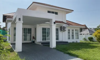 Villa zur Miete mit 3 Zimmer in Bang Lamung, Chonburi