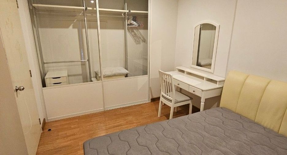 For sale 1 bed condo in Thon Buri, Bangkok
