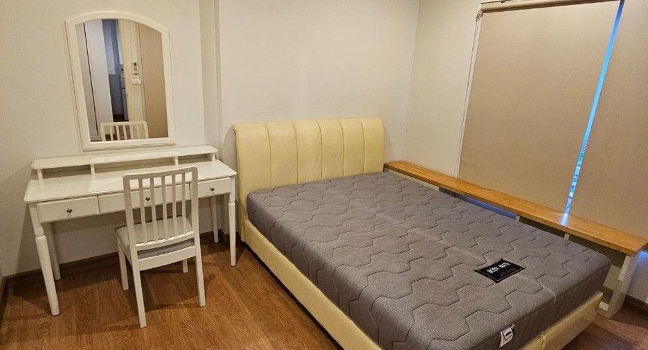 For sale 1 bed condo in Thon Buri, Bangkok