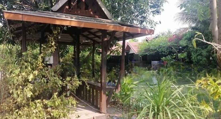 For rent 9 bedrooms house in Bang Len, Nakhon Pathom