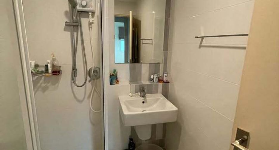 Casa en venta de 4 habitaciones en Bang Kruai, Nonthaburi