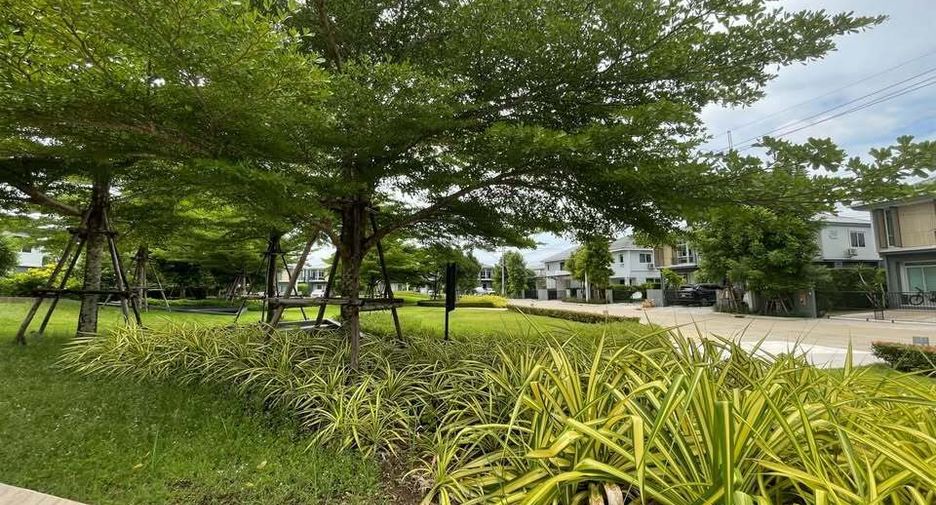 For sale 4 bedrooms house in Bang Kruai, Nonthaburi