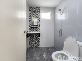 For sale 3 bedrooms townhouse in Bang Khae, Bangkok