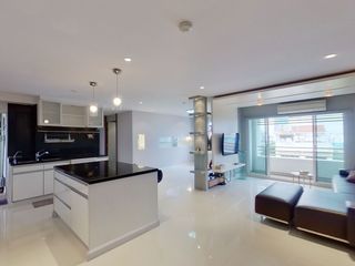 For sale 2 bedrooms condo in Yan Nawa, Bangkok