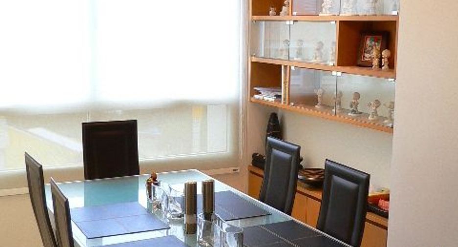 For sale 2 bedrooms condo in Yan Nawa, Bangkok