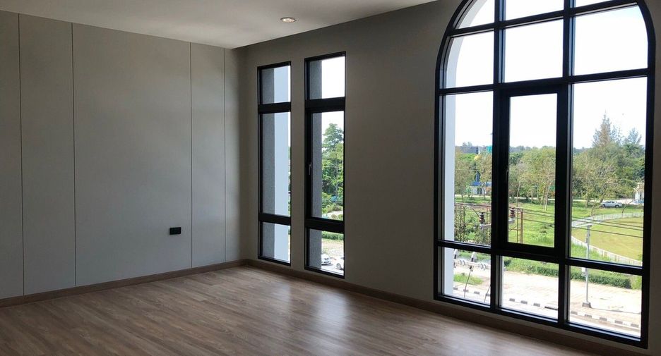 For rent 2 bedrooms townhouse in Thalang, Phuket