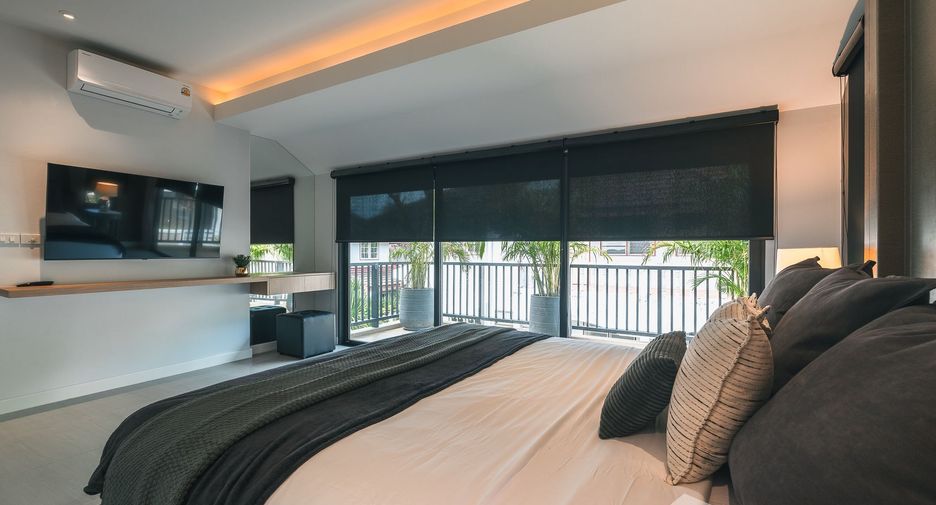 À louer 3 chambres villa à Mueang Phuket, Phuket