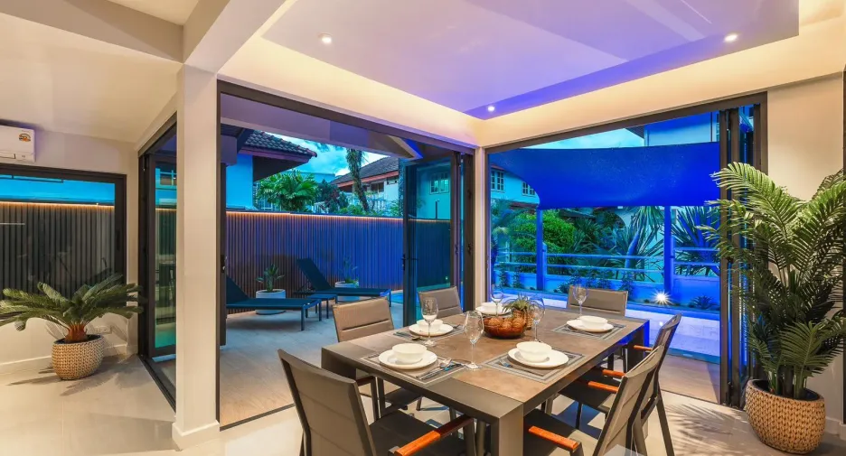 À louer 3 chambres villa à Mueang Phuket, Phuket