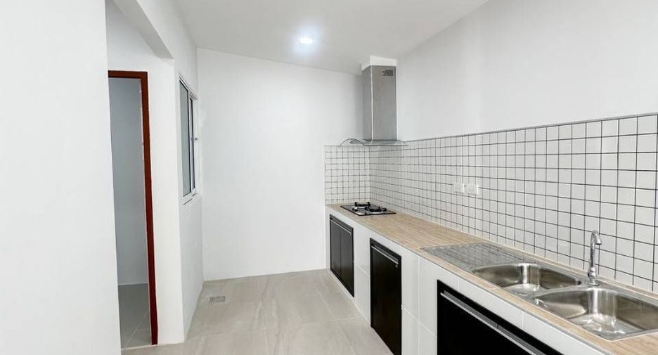 For sale 3 bedrooms townhouse in Mueang Phuket, Phuket