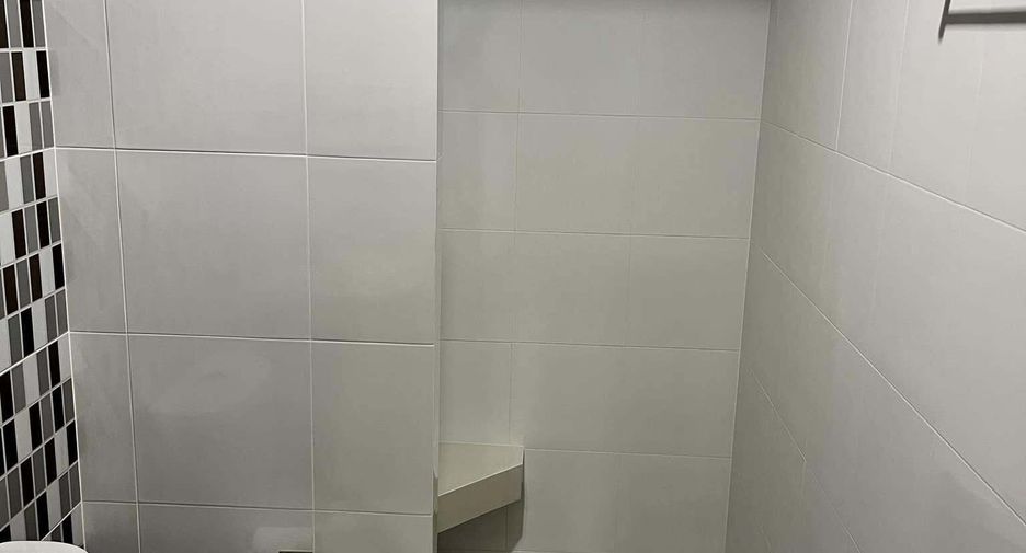 For sale 1 bed condo in Mueang Samut Prakan, Samut Prakan