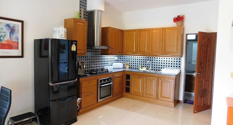 For sale 2 bedrooms villa in Mueang Rayong, Rayong
