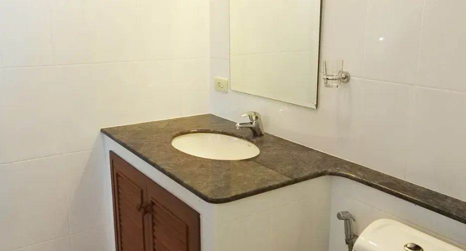 For sale 2 bedrooms villa in Mueang Rayong, Rayong