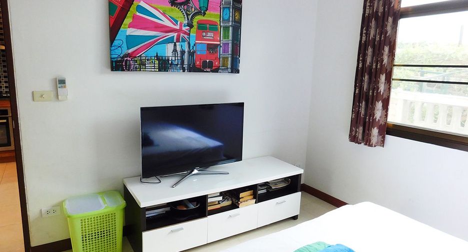 For sale 2 bedrooms villa in Mueang Rayong, Rayong