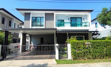 Haus zum Kauf mit 4 Zimmer in Phra Pradaeng, Samut Prakan