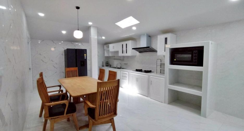 For rent 3 bedrooms house in Thalang, Phuket
